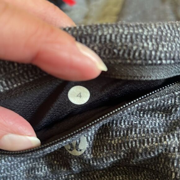 LULULEMON Still Mind Tight *28" Interlink Ice Grey Black Size 4 - Picture 6 of 6